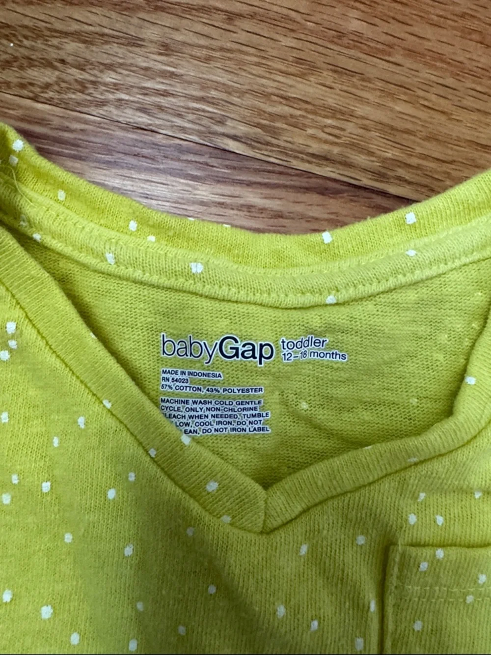 GAP Bright Lime & Mint Leaf Short-Sleeve Tees. baby Gap. 12-18 months